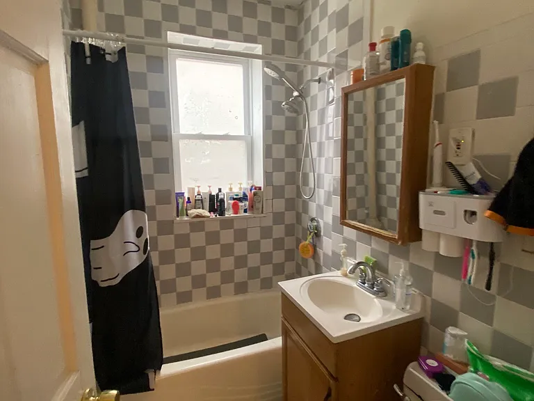 240 Kelton St #12A — Photo 7