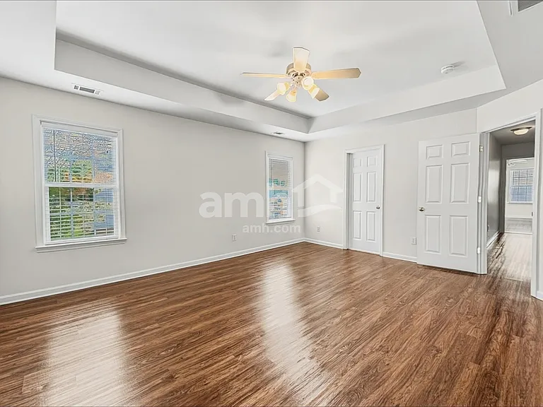 231 Mott Rd — Photo 13