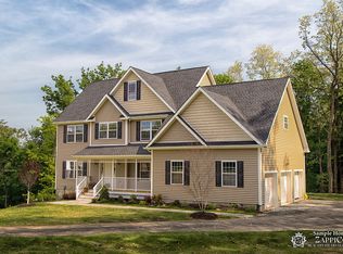 762 Sleepy Hollow Rd, Briarcliff Manor, NY 10510