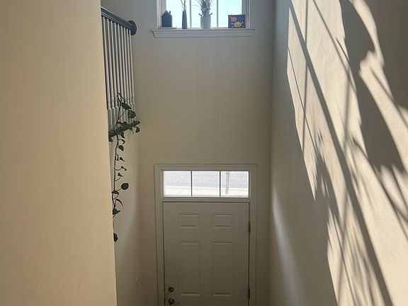 5th image of 154 Jenny Dr