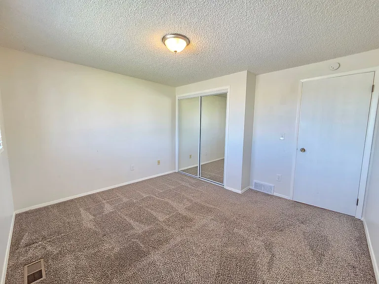 1707 N Glenn Ct — Photo 11