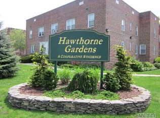 141 Smith St APT C4, Freeport, NY 11520