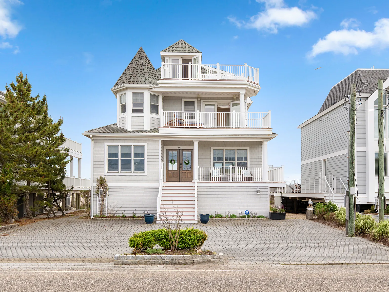 Oceanfront Getaway — Photo 1