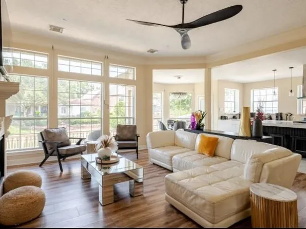 20522 Riverside Pines Dr, Humble, TX 77346