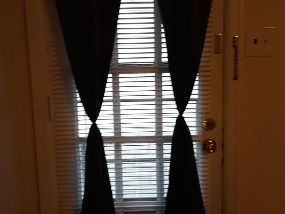 1st image of 513 Victory Ct #1