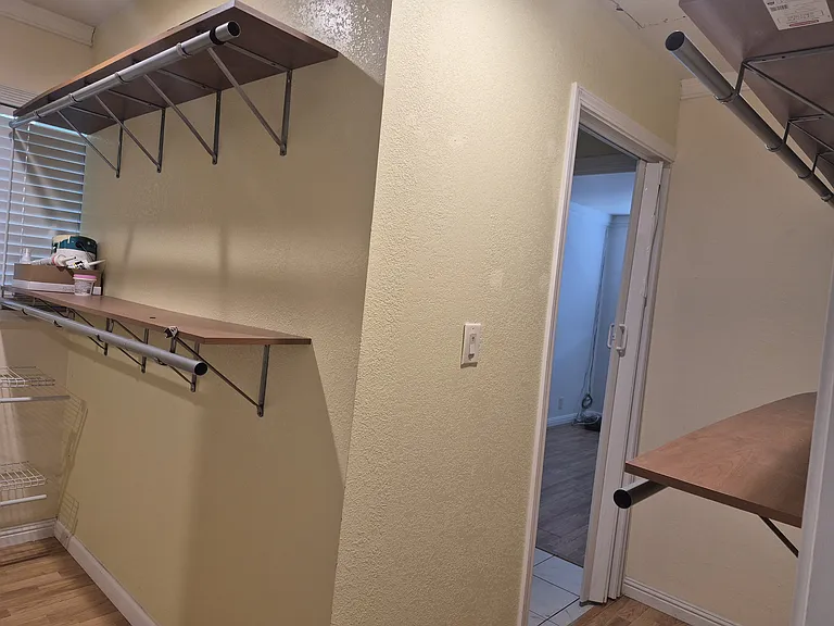 Walk-in closet