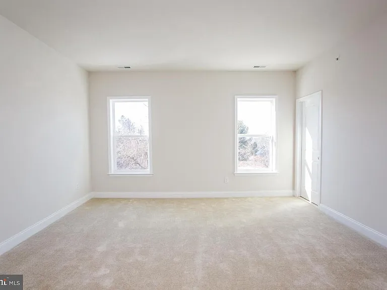 65 Lila Ln — Photo 14