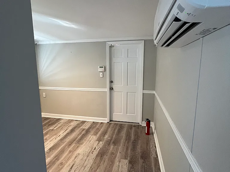 5012 Churchill Dr — Photo 9