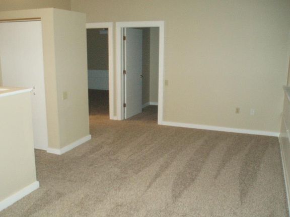 5th image of 413 6th Ave Unit 305