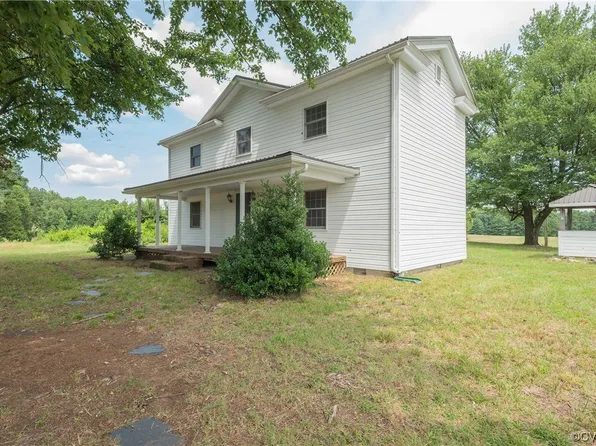 18823 Carter Rd, Dinwiddie, VA 23841