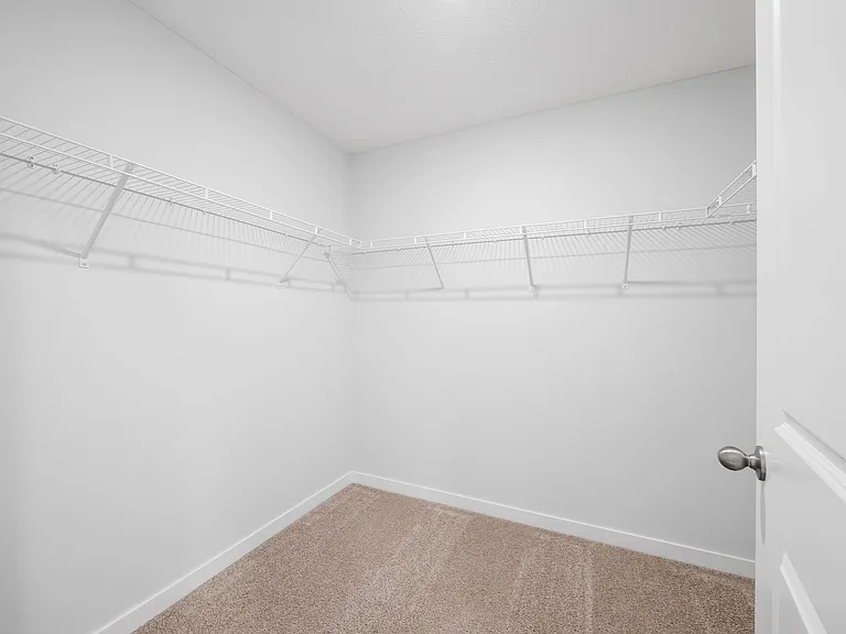426 Emily Dr — Photo 30