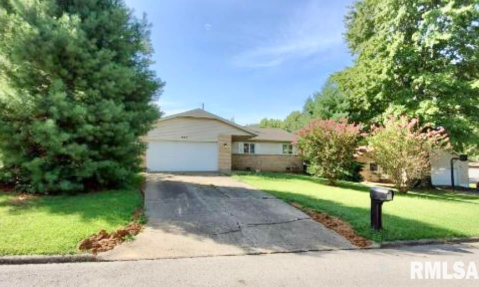 1st image of 805 Hilldale Ave