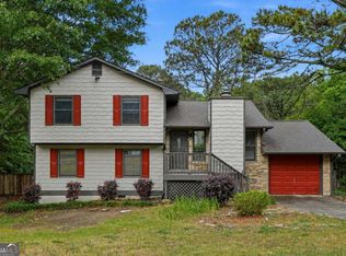 3262 Summer Wood Cir, Snellville, GA 30039