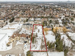 139 Thornridge Dr, Vaughan, ON L4J1E4