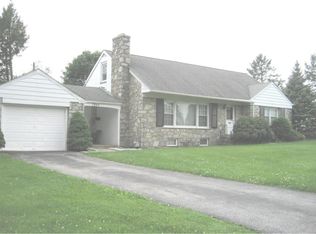 1940 Hemlock Rd, Norristown, PA 19403