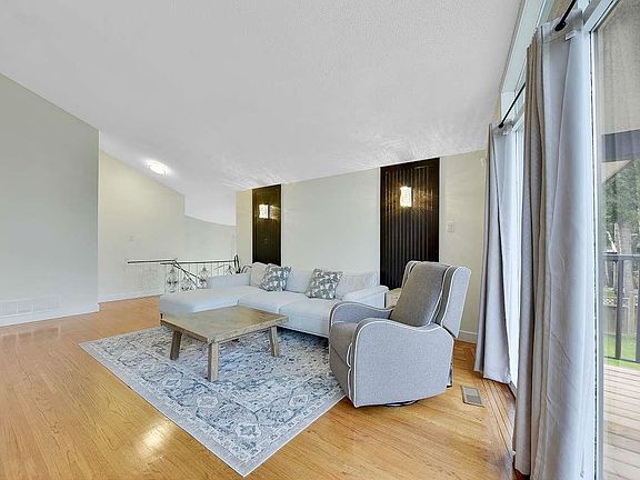 5th image of 12588 55a Ave