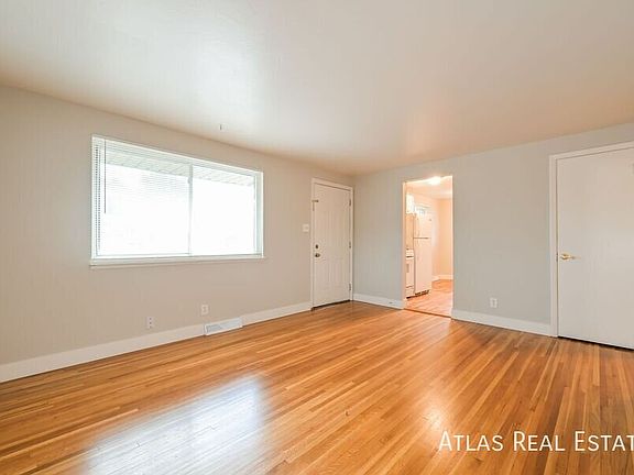 2nd image of 4032 N Kalamath St