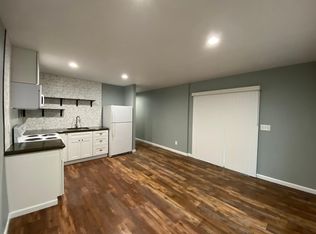 11937 NE Holladay St #B, Portland, OR 97220