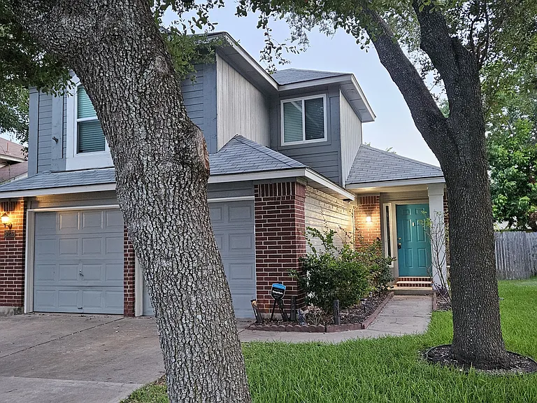 17237 Tobermory Dr — Photo 1