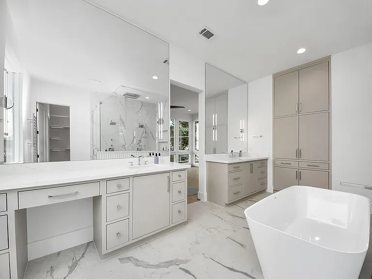 2232 Swift Blvd — Photo 24