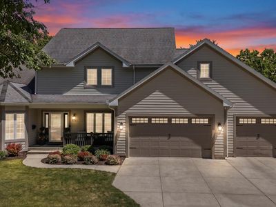 8415 Ravenswood CIRCLE, Wauwatosa, WI, 53226