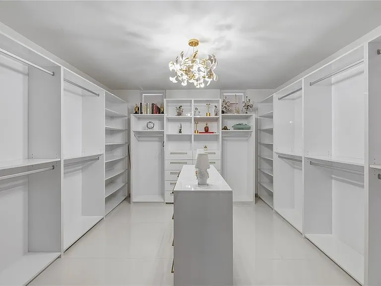 629 Mar De Bering — Photo 11