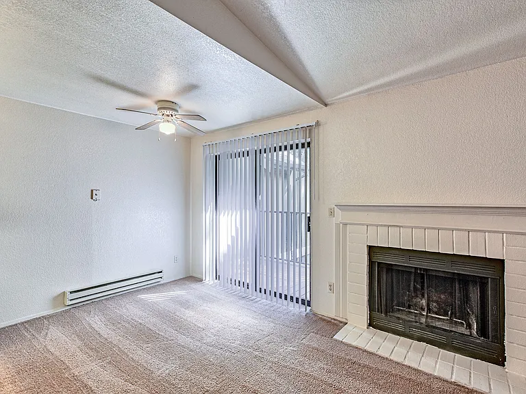 Scenic Pines Apartments — Photo 5