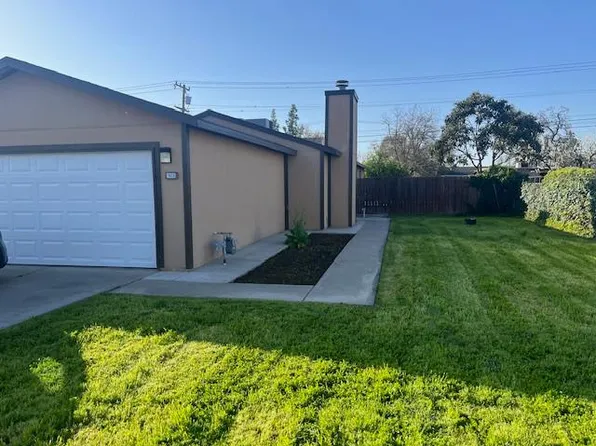 1626 5th St, Clovis, CA 93611