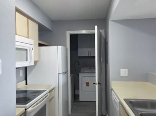 3034 Parkway Blvd APT 305, Kissimmee, FL 34747