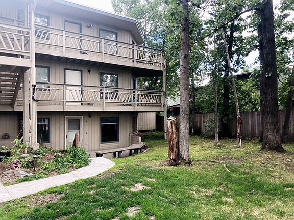 5th image of 3325 Boniface Pkwy APT 6