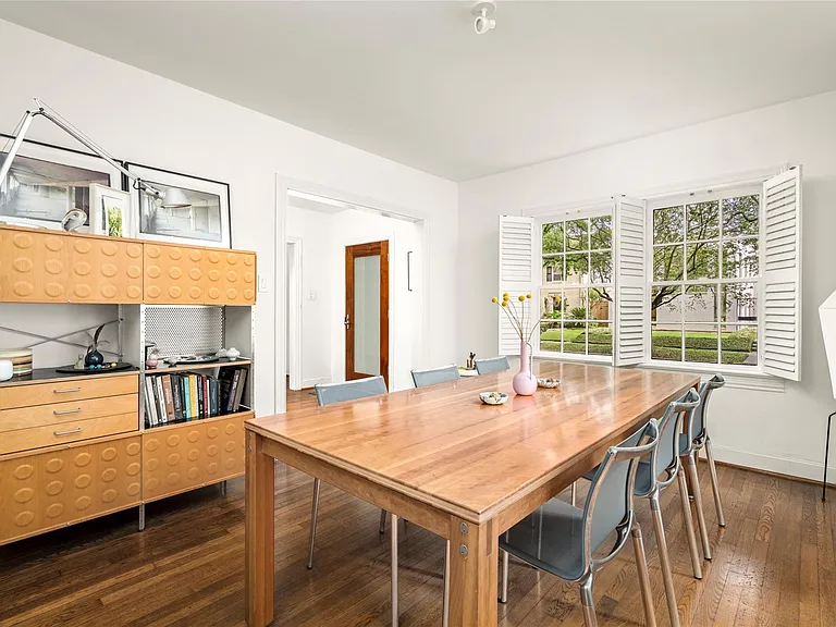 2120 Quenby St — Photo 14