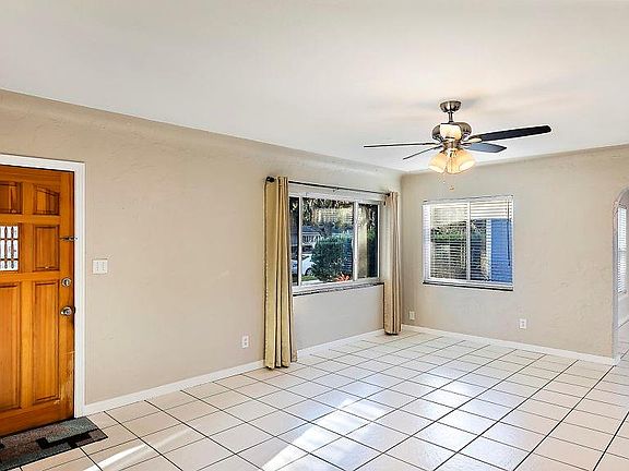 5th image of 6125 2nd Ave S