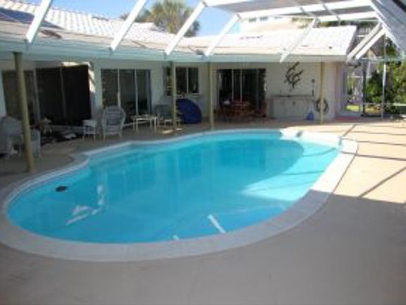 5th image of 595 Spinnaker Dr
