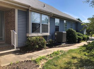 36 George Washington Dr, Monroe Township, NJ