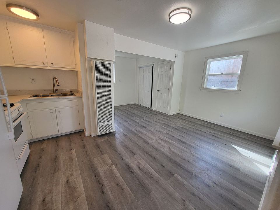 1st image of 612-614 S Minnesota St