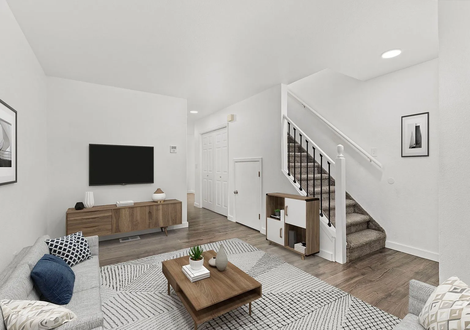 Basswood Drive Duplex — Photo 2
