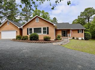 106 Maplewood Ct, West End, NC 27376