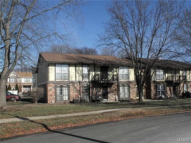 1st image of 635 Rosetta Dr APT G