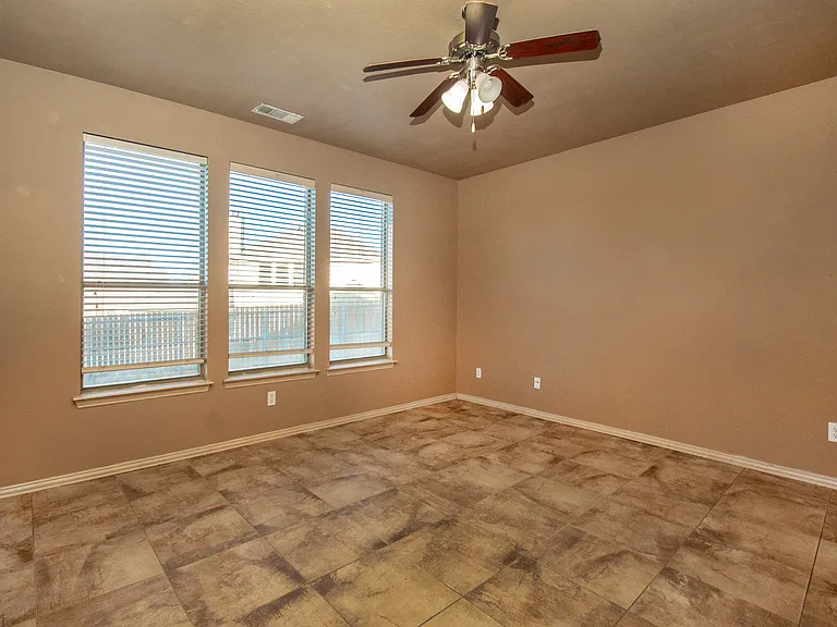 903 Fieldstone Dr — Photo 19