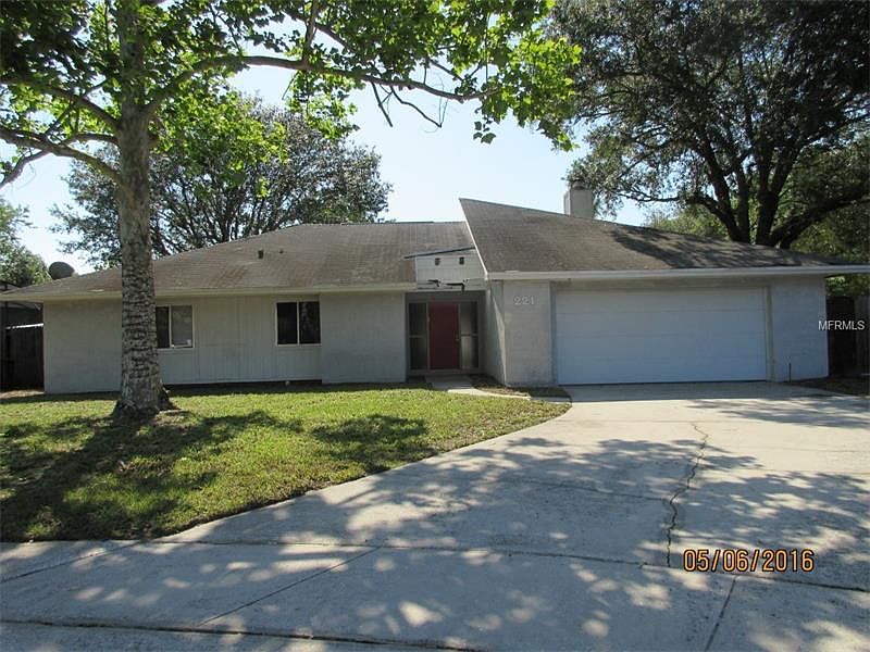 1st image of 221 Sandpiper Dr