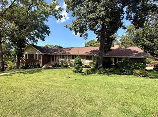 2035 King Rd, Poplar Bluff, MO 63901