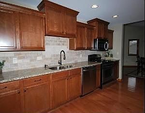 4th image of 59 Lakewood Cir