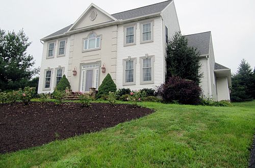 1st image of 64 Briar Rose Trl