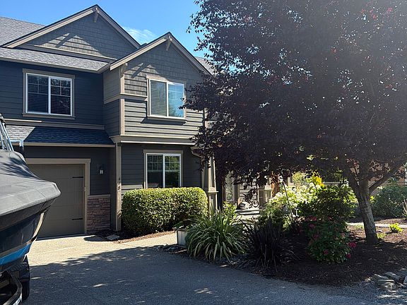 2nd image of 418 S 37th St
