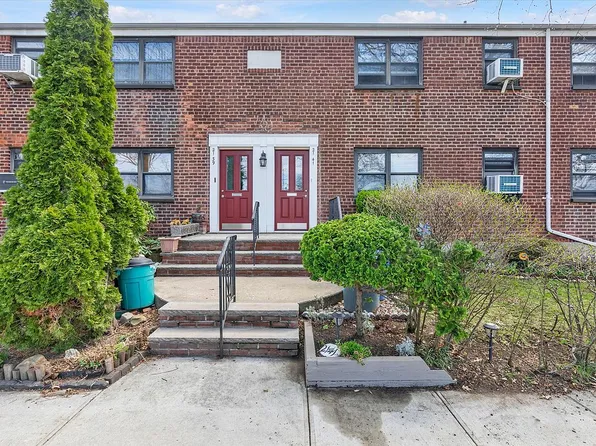 21-41 Utopia Pkwy Floor 1, Bayside, NY 11360