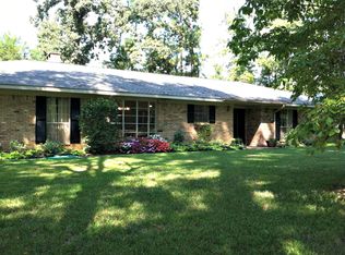 406 Gifford Ave, Daingerfield, TX 75638