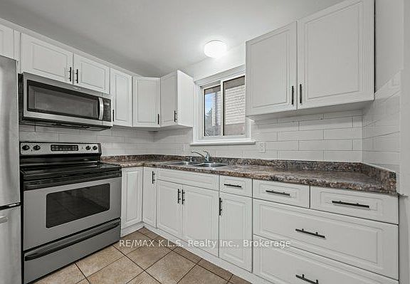 4th image of 1206 Valentine Dr