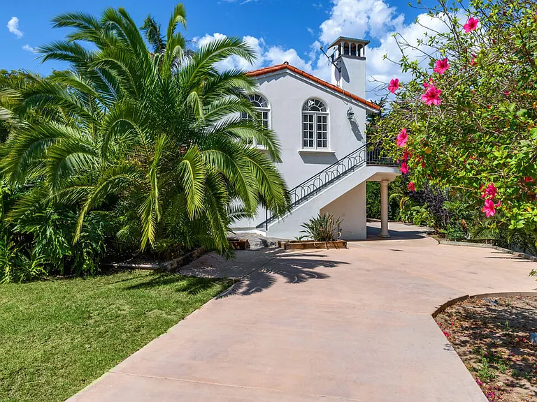 28899 Cliffside Dr — Photo 47