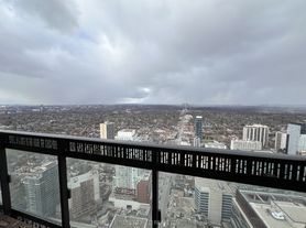 8 Eglinton Ave E