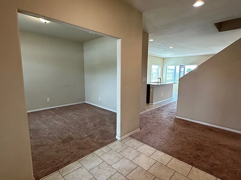 7204 Brooks Ranch Rd — Photo 2